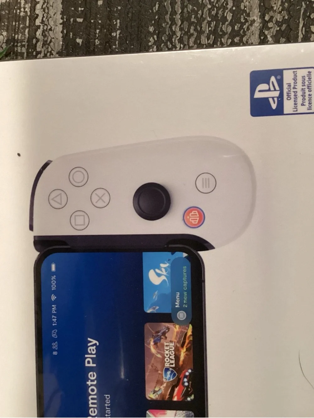 Sony Backbone Mobile Controller - White and Black Accents